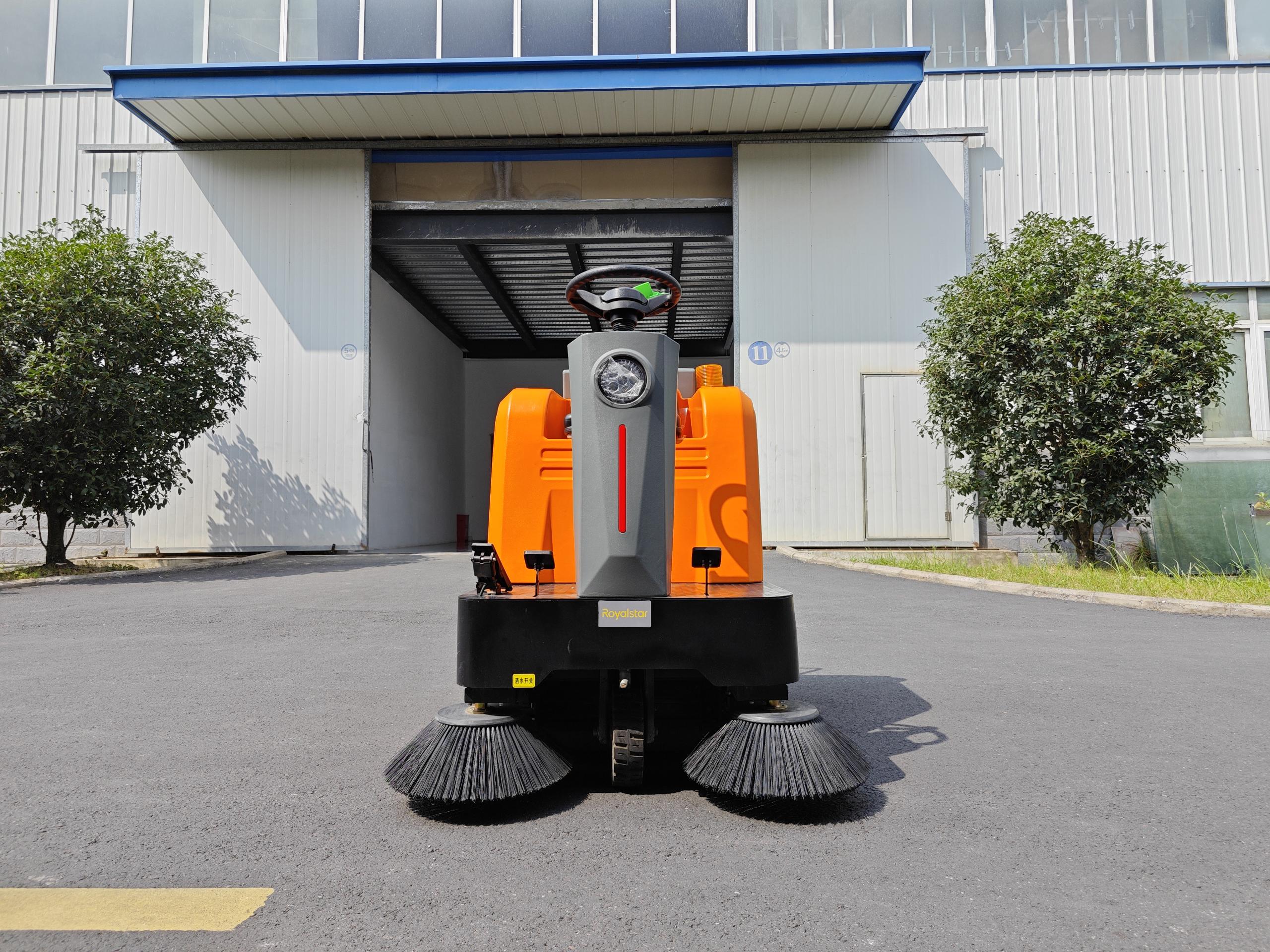 電動(dòng)清掃車出現(xiàn)在公園社區(qū)這表示什么